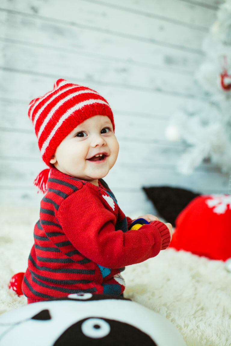 How to Choose the Right Baby Clothes for Your Newborn